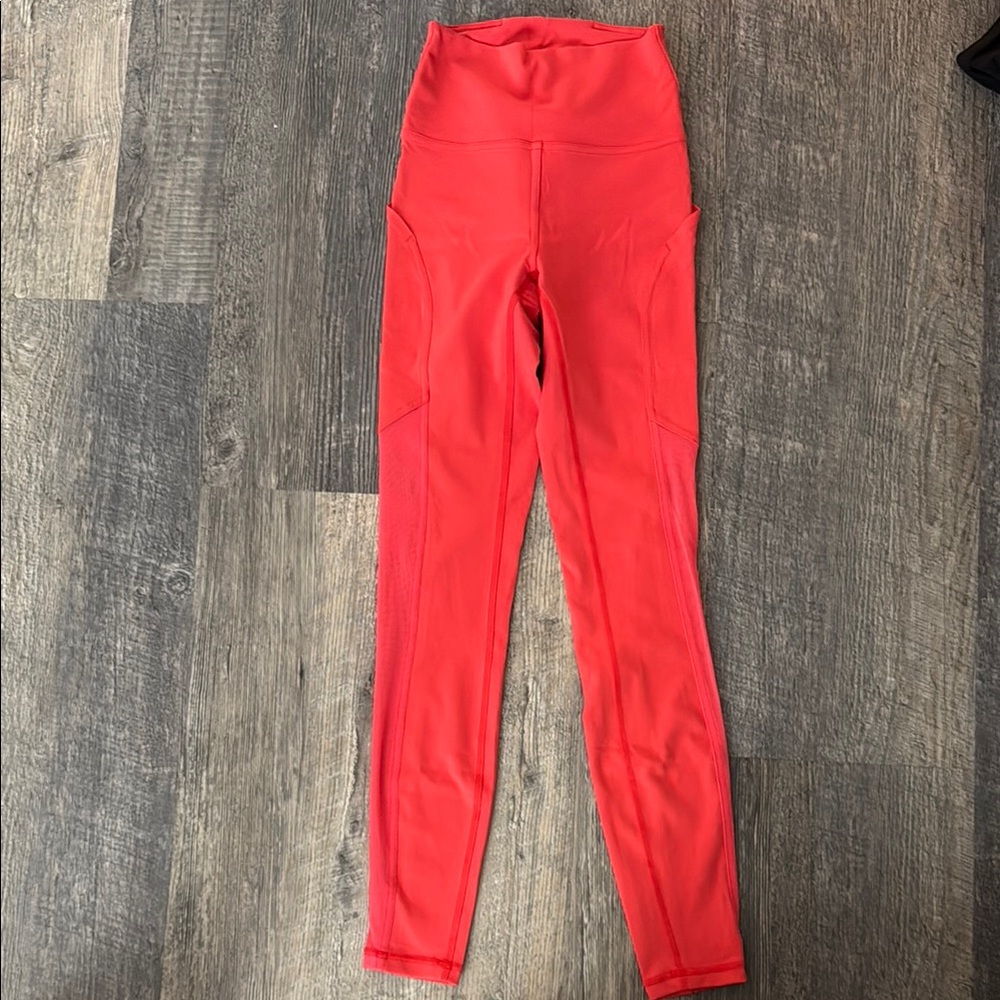 Lululemon Vibrant Red mesh High-Waisted Leggings-size 4